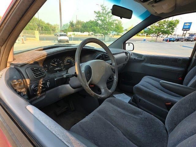 2000 Dodge Caravan SE