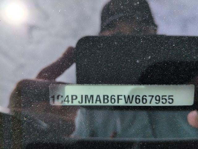 2015 Jeep Cherokee Sport