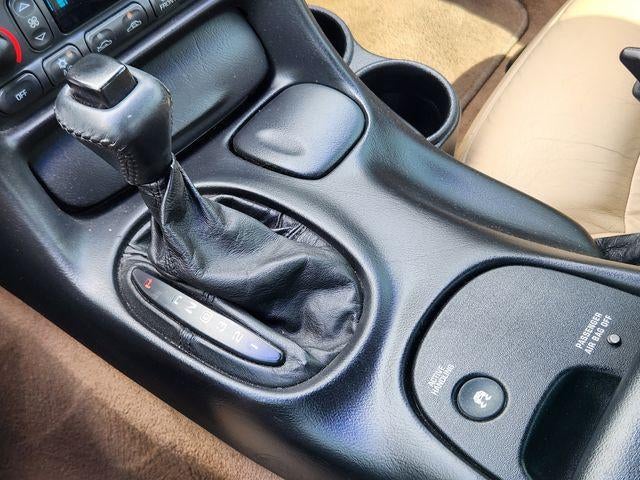 2001 Chevrolet Corvette Base
