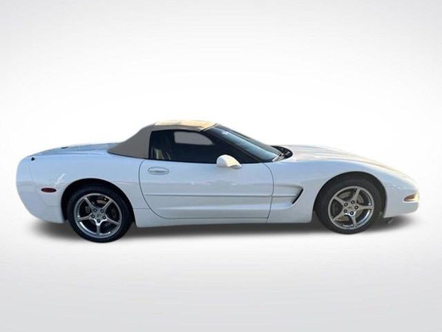 2001 Chevrolet Corvette Base