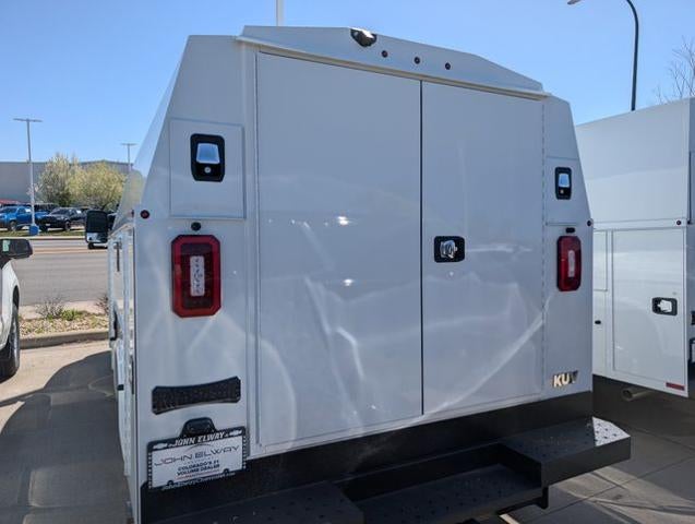 2024 Chevrolet Express Commercial Cutaway Base