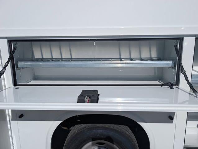 2025 Chevrolet Express Commercial Cutaway Base