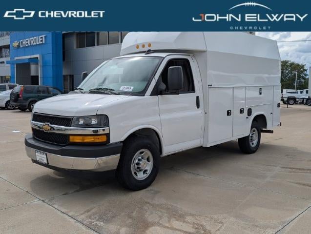 2026 Chevrolet Express Commercial Cutaway Base