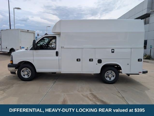 2026 Chevrolet Express Commercial Cutaway Base