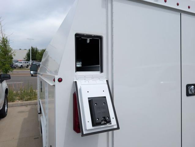 2024 Chevrolet Express Commercial Cutaway Base