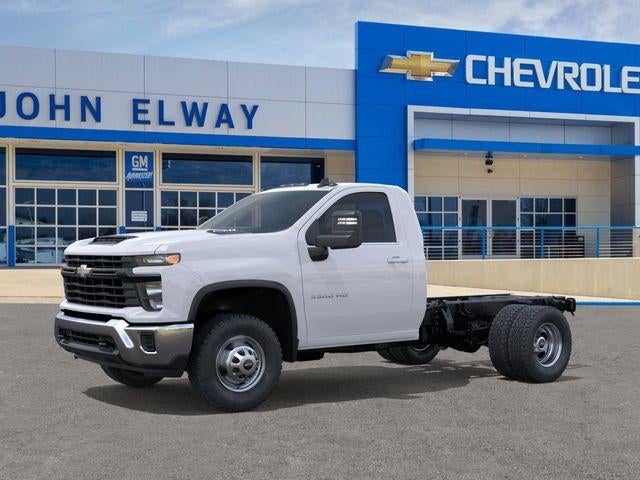 2026 Chevrolet Silverado 3500 HD CC Work Truck