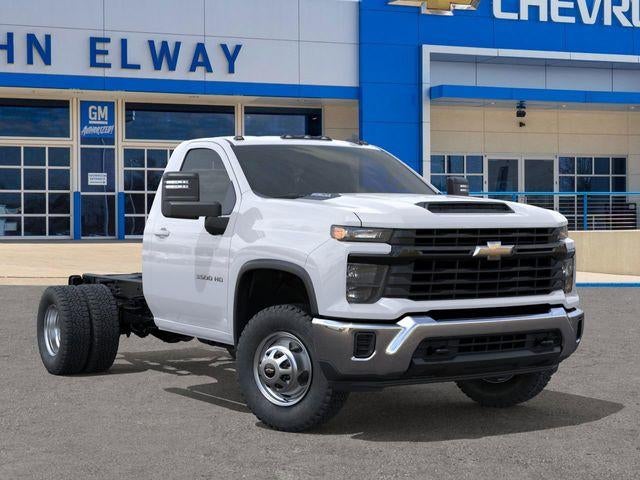 2026 Chevrolet Silverado 3500 HD CC Work Truck