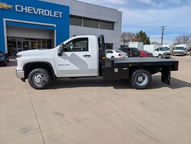 2026 Chevrolet Silverado 3500 HD CC Work Truck