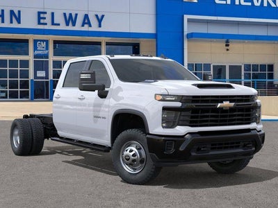 2026 Chevrolet Silverado 3500 HD CC Work Truck