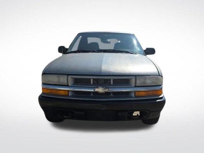 1998 Chevrolet S-10 Base