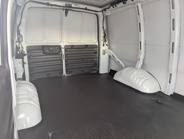 2026 Chevrolet Express Cargo Van Base