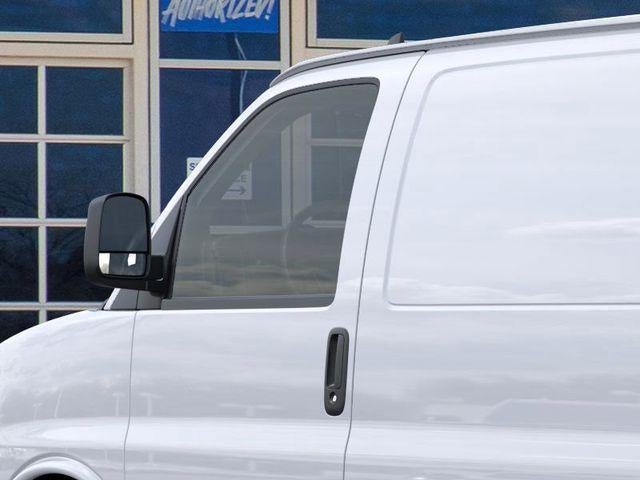 2025 Chevrolet Express Cargo Van Base