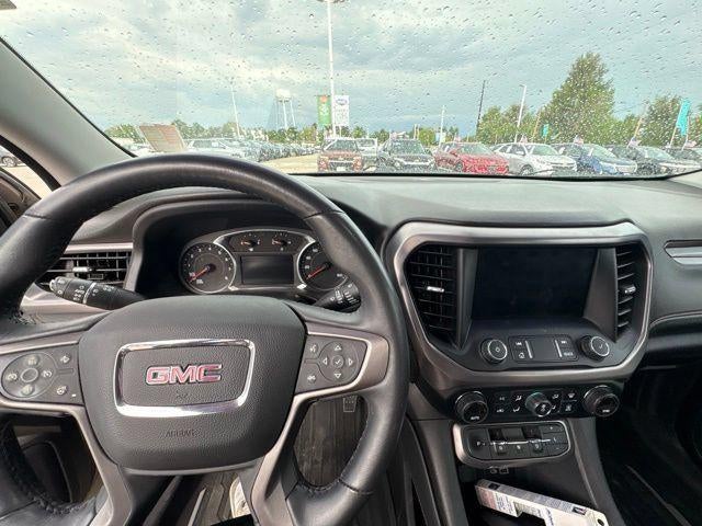 2022 GMC Acadia AT4