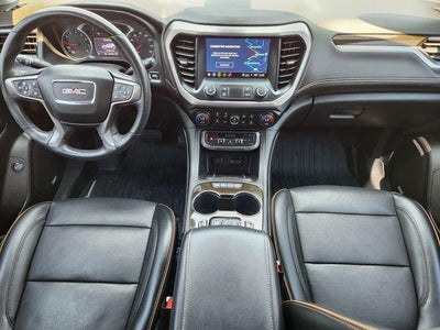 2022 GMC Acadia AT4