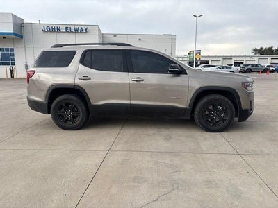 2022 GMC Acadia AT4