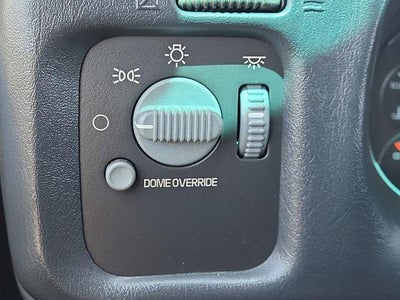2001 Chevrolet Blazer LS