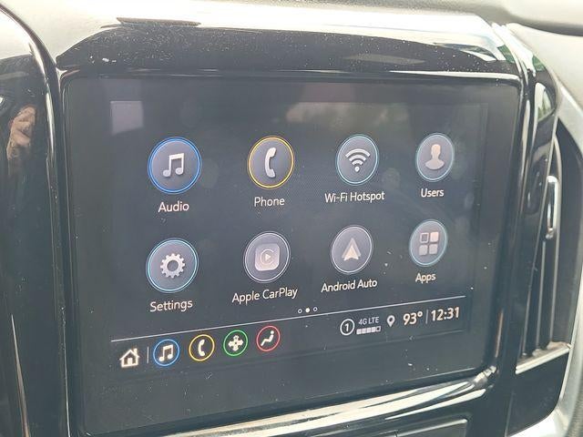 2023 Chevrolet Traverse LT