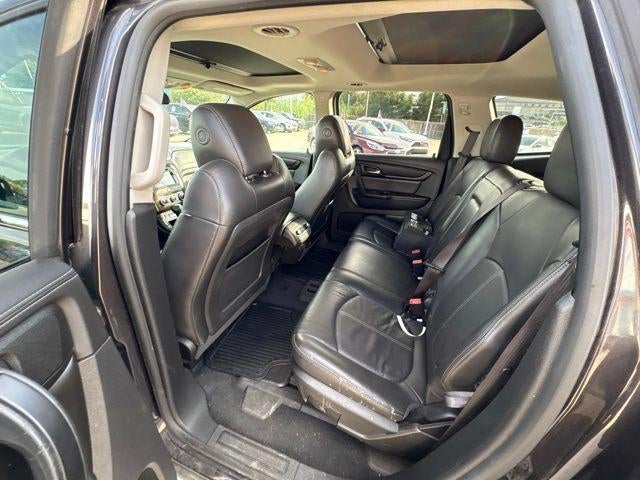 2017 Chevrolet Traverse 2LT