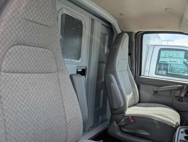 2025 Chevrolet Express Commercial Cutaway Base