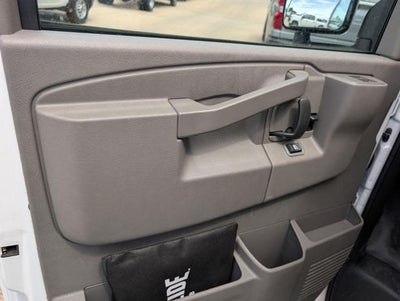2025 Chevrolet Express Commercial Cutaway Base