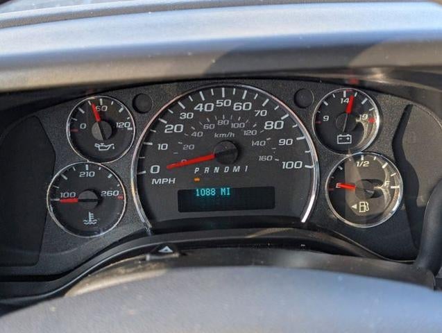 2024 Chevrolet Express Commercial Cutaway Base