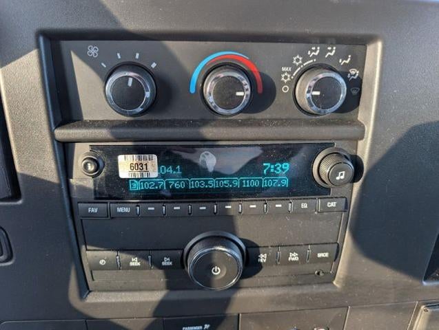 2024 Chevrolet Express Commercial Cutaway Base