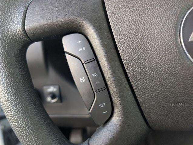 2024 Chevrolet Express Commercial Cutaway Base