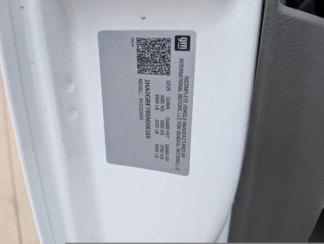 2025 Chevrolet Express Commercial Cutaway Base