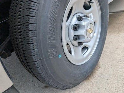 2025 Chevrolet Express Commercial Cutaway Base