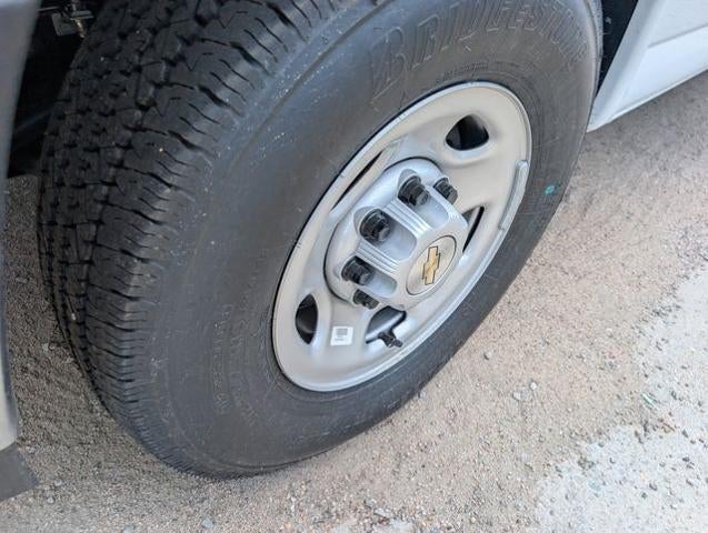 2025 Chevrolet Express Commercial Cutaway Base