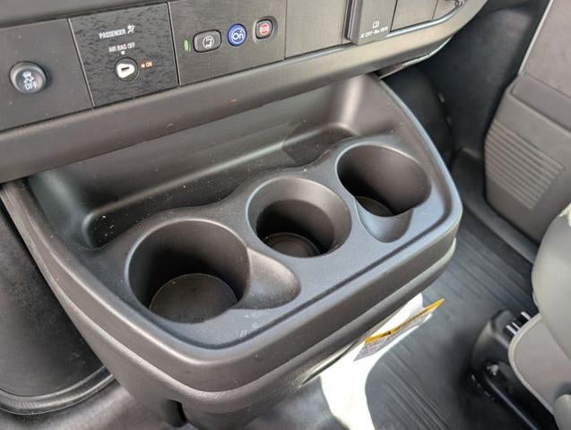 2024 Chevrolet Express Commercial Cutaway Base