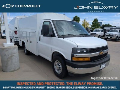 2025 Chevrolet Express Commercial Cutaway Base