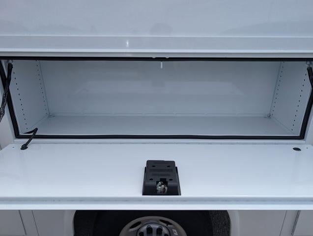 2025 Chevrolet Express Commercial Cutaway Base