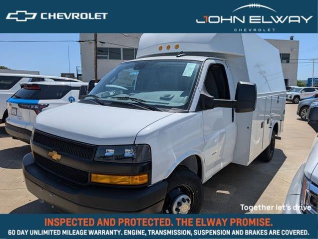 2024 Chevrolet Express Commercial Cutaway Base