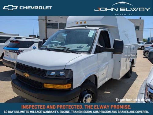 2024 Chevrolet Express Commercial Cutaway Base