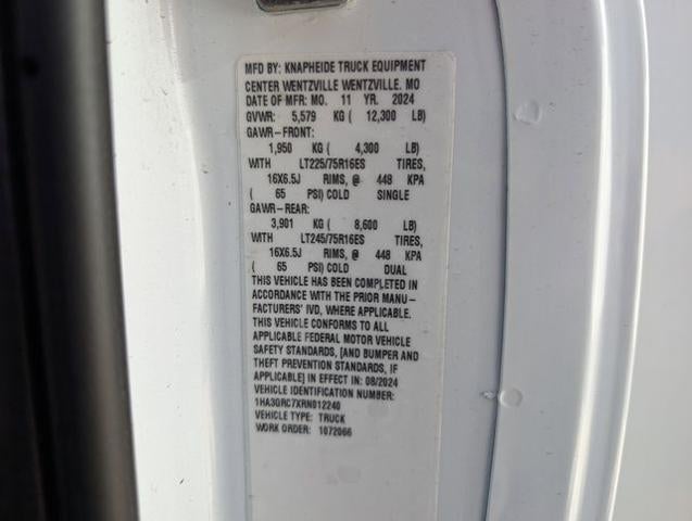 2024 Chevrolet Express Commercial Cutaway Base