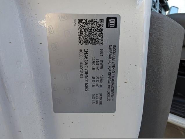 2024 Chevrolet Express Commercial Cutaway Base