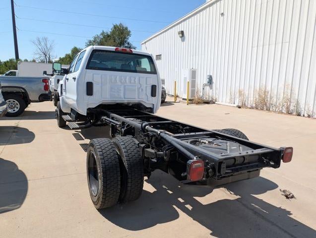 2025 Chevrolet Silverado Chassis Cab WT
