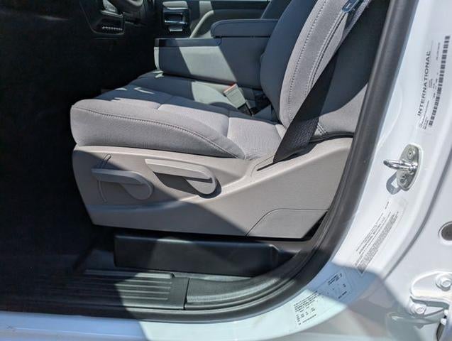 2025 Chevrolet Silverado Chassis Cab WT