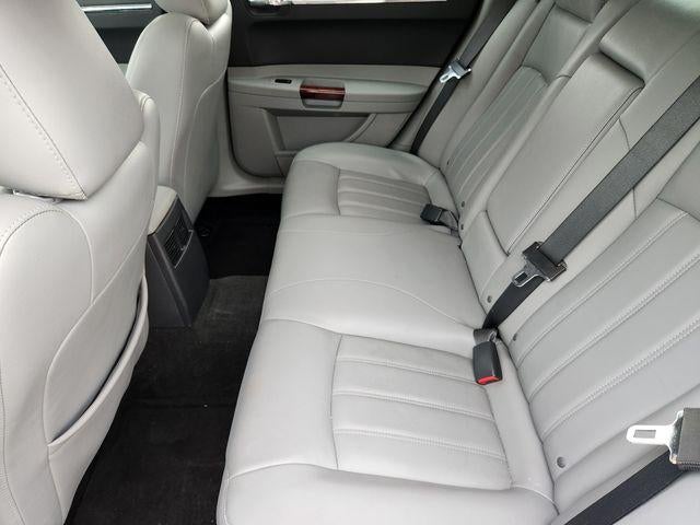 2006 Chrysler 300-Series Base