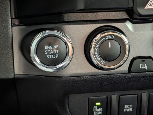 2022 Toyota Tacoma 4WD TRD Off-Road