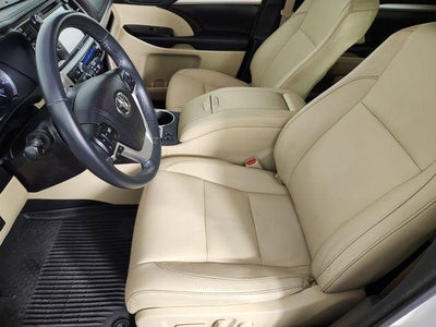 2016 Toyota Highlander XLE V6