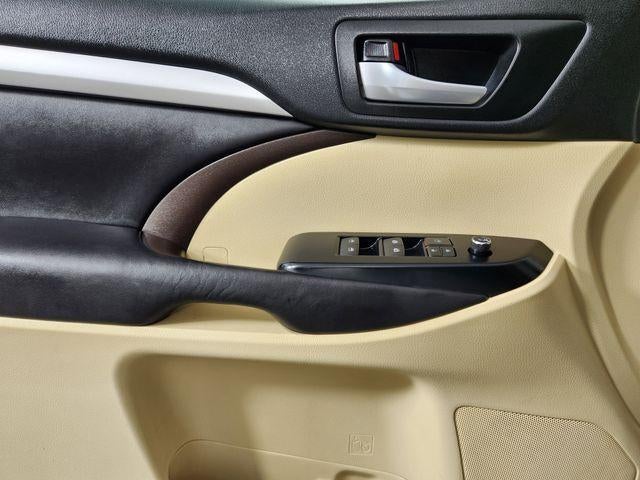 2016 Toyota Highlander XLE V6