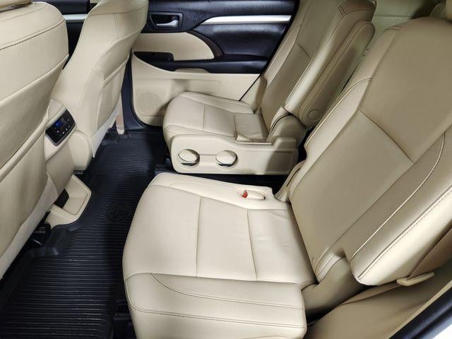 2016 Toyota Highlander XLE V6