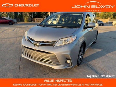 2018 Toyota Sienna XLE