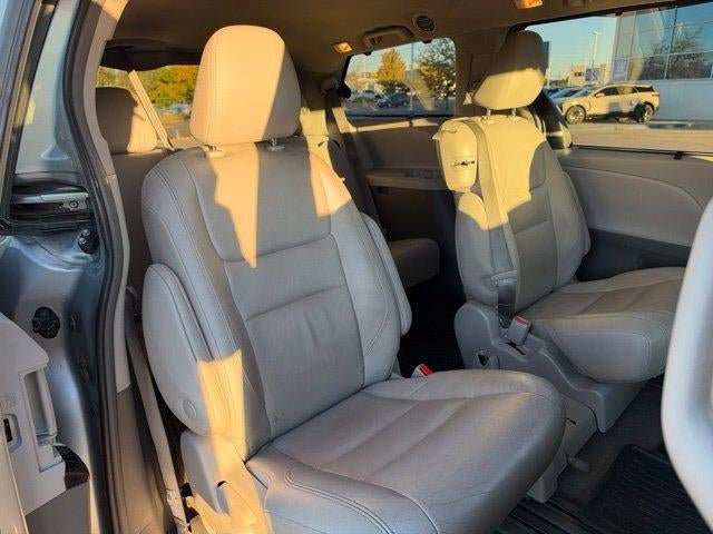 2018 Toyota Sienna XLE
