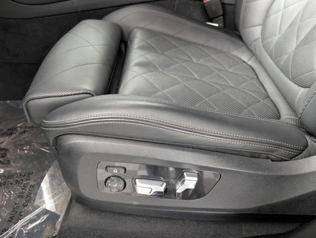 2025 BMW X5 xDrive40i xDrive40i