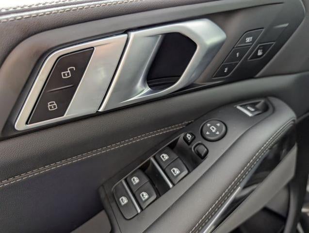 2025 BMW X5 xDrive40i xDrive40i