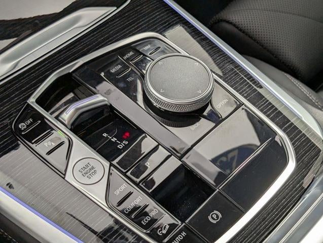 2025 BMW X5 xDrive40i xDrive40i