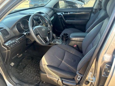 2011 Kia Sorento LX